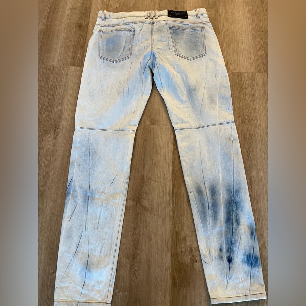 Authentic balmain jeans.